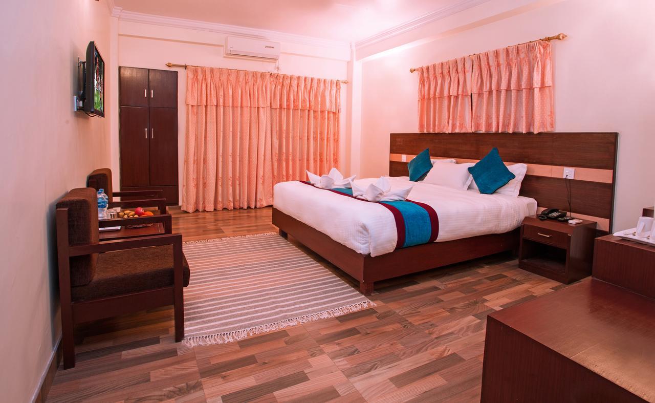 Hotel Spring Pokhara Exterior foto