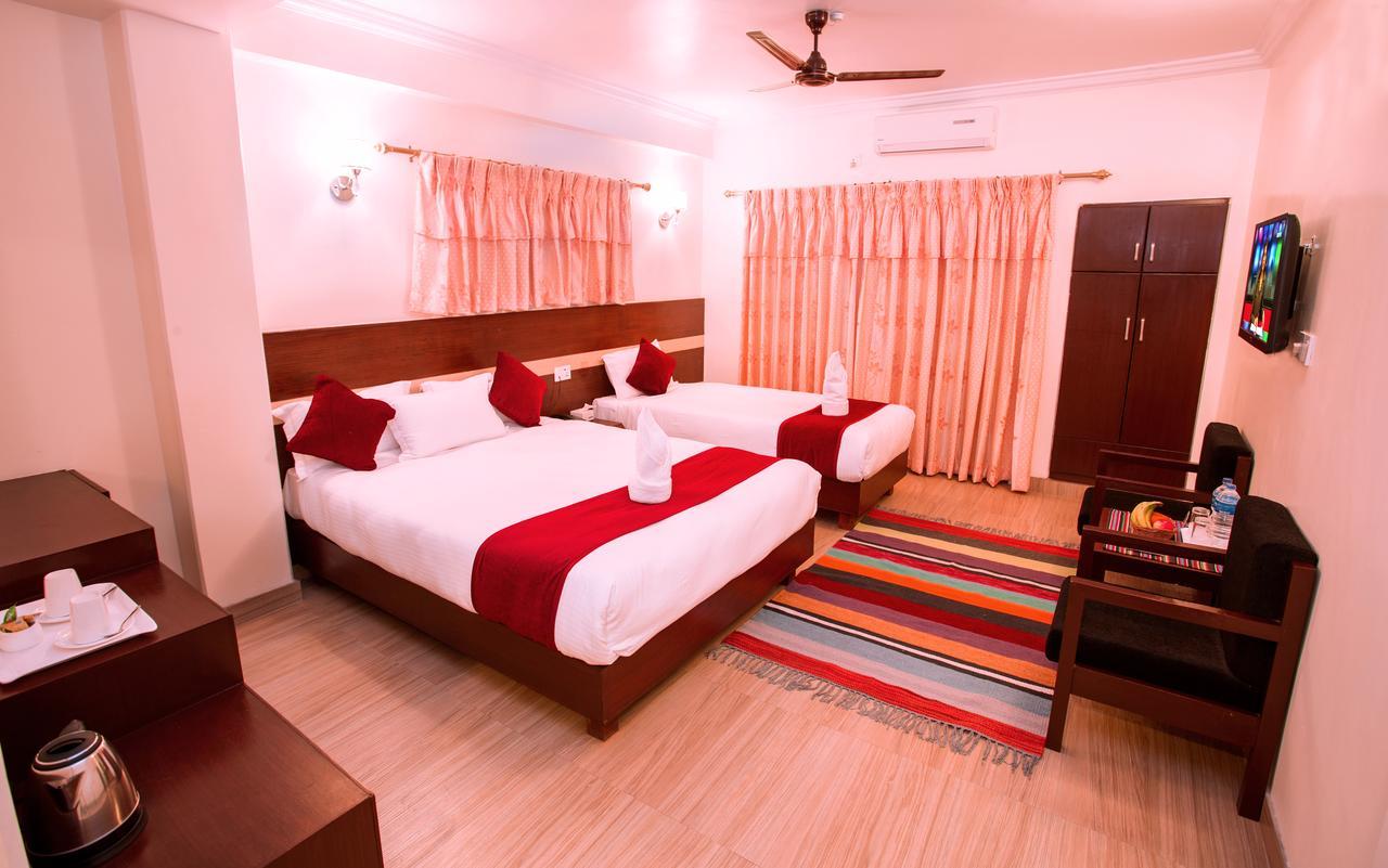 Hotel Spring Pokhara Exterior foto